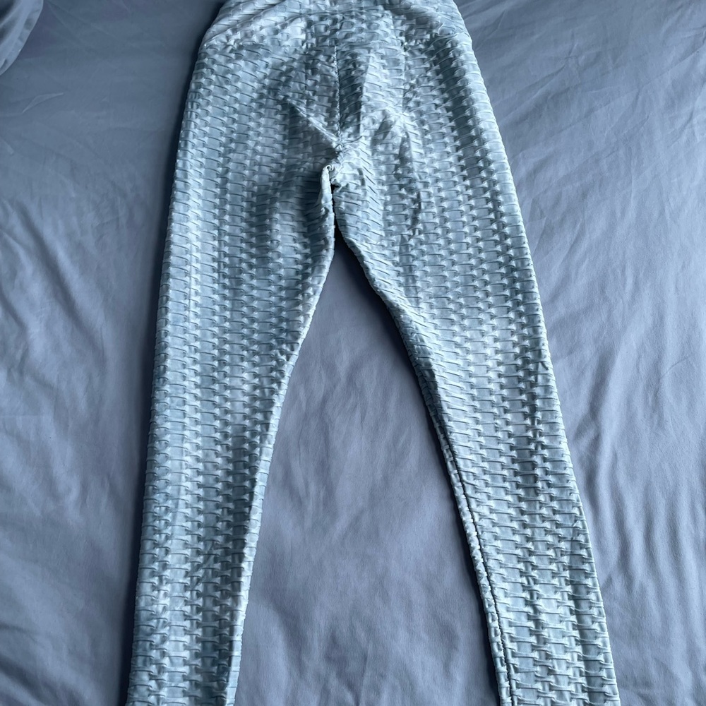 “Tiktok leggings”